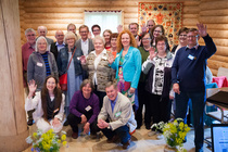 Heilutukset myös teille sukulaiset, jotka ette päässeet tällä kertaa mukaan! Olisi kiva nähdä seuraavassa tapahtumassa!